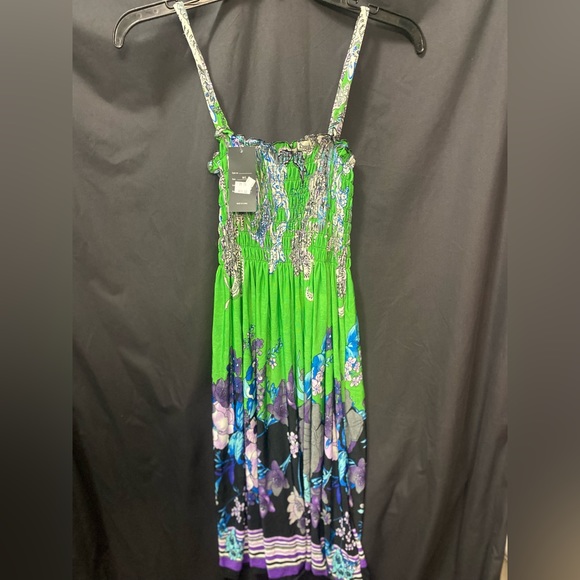 NWT Multicolored thick spaghetti strap dress size medium/large - Picture 2 of 4